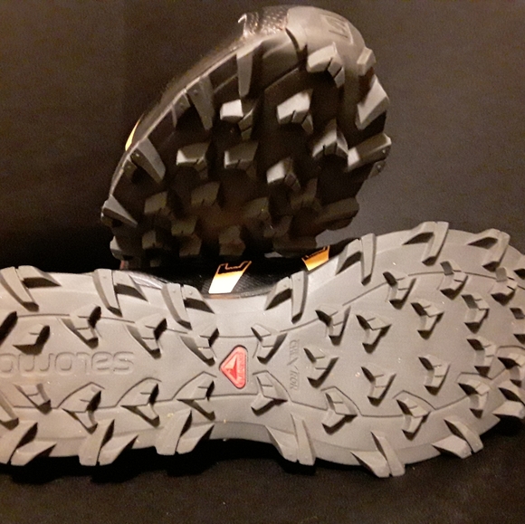 Running/Hiking Shoes - Picture 3 of 5